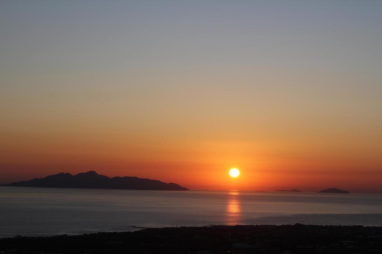 Villa By Hotel Thira Фіра Екстер'єр фото