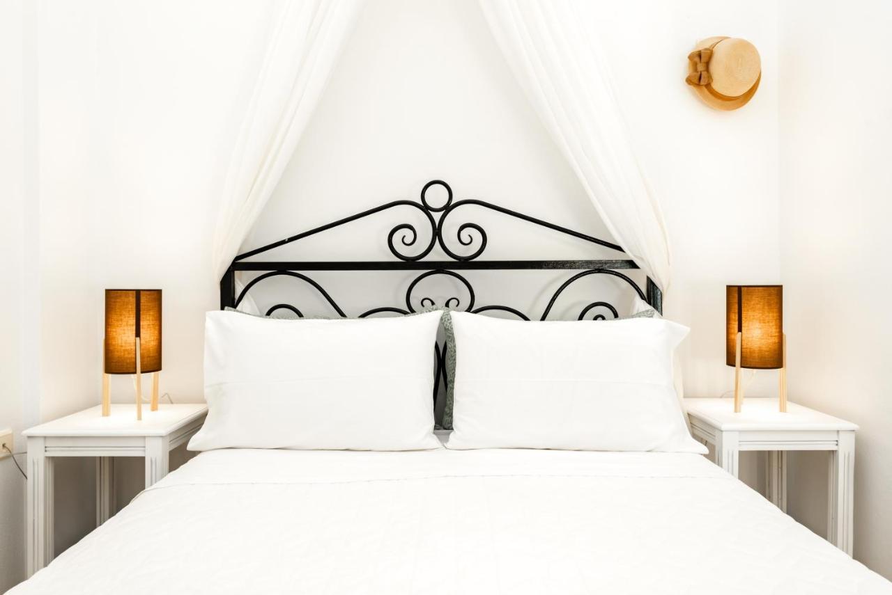 Villa By Hotel Thira Фіра Екстер'єр фото