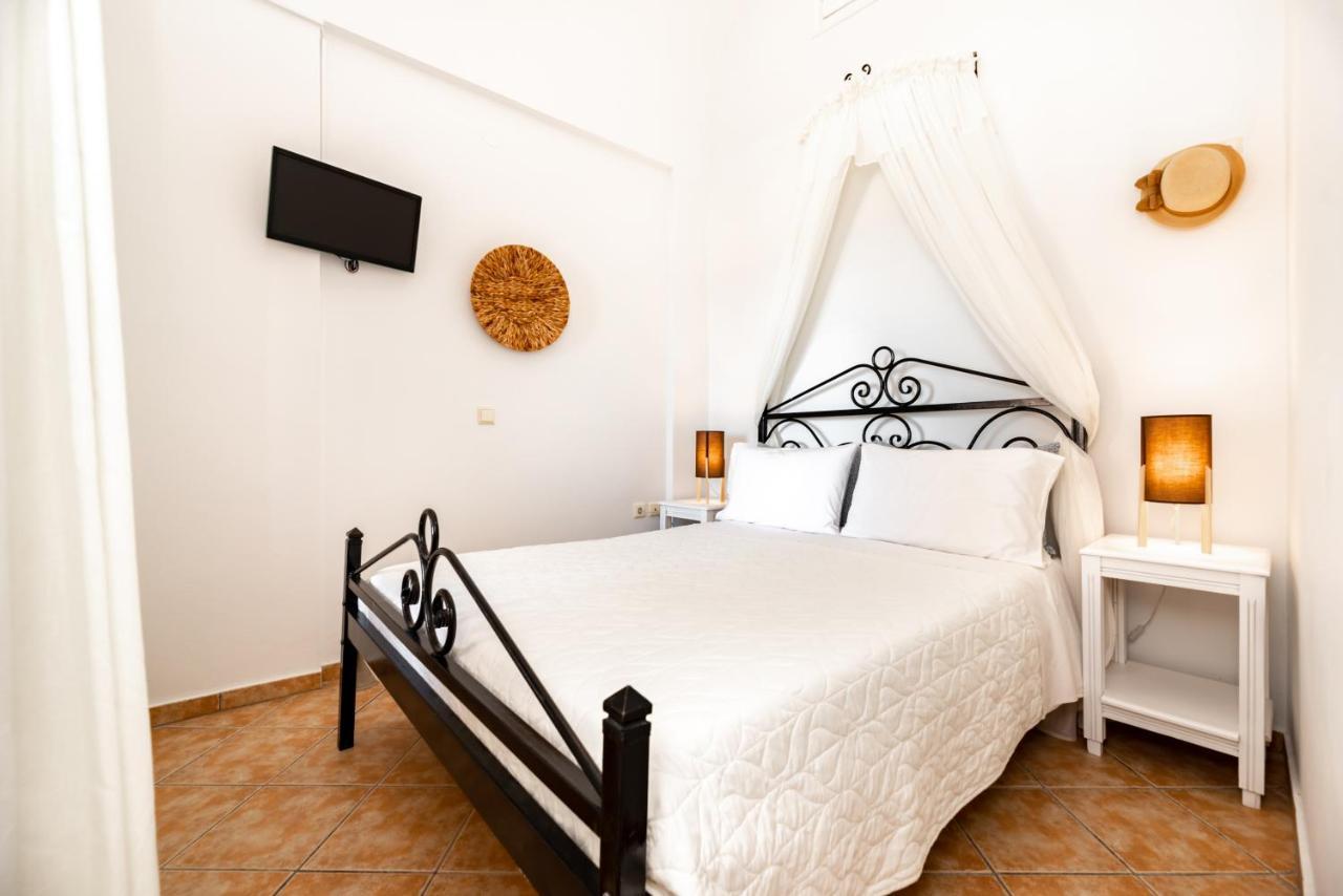 Villa By Hotel Thira Фіра Екстер'єр фото
