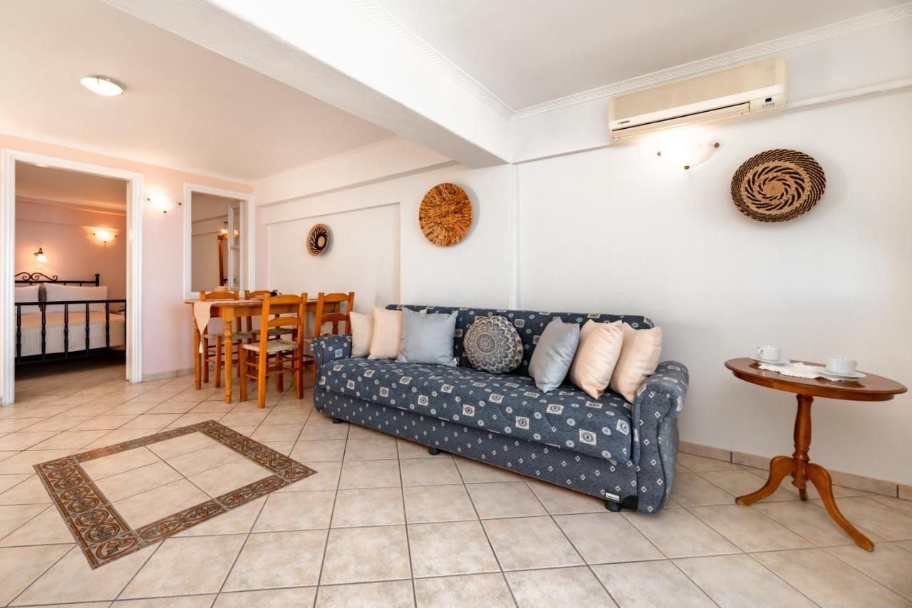 Villa By Hotel Thira Фіра Екстер'єр фото