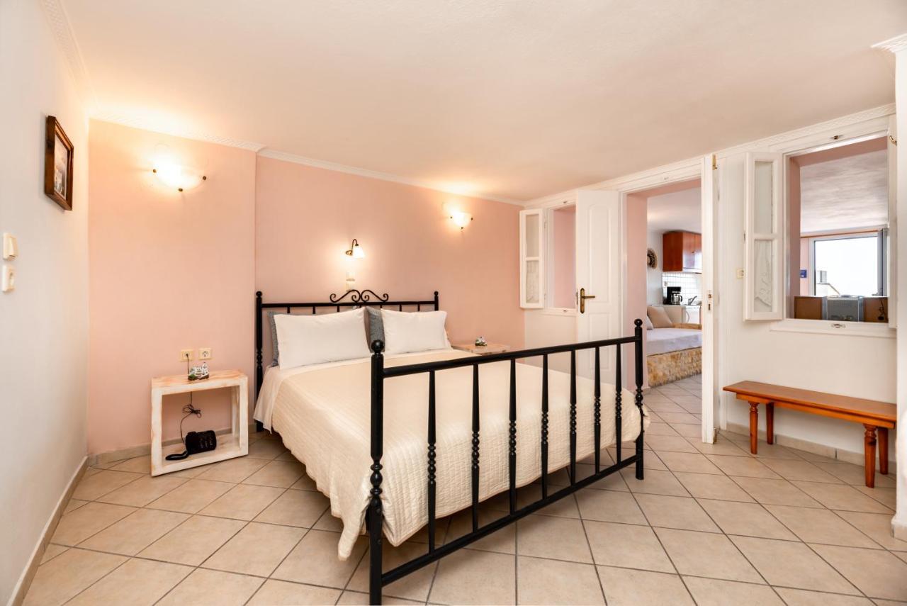 Villa By Hotel Thira Фіра Екстер'єр фото